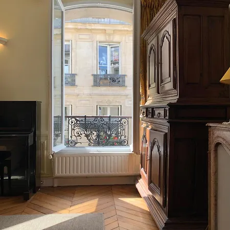 Daire Chaleureux 3 Pieces Haussmanien Au Coeur Du Quartier Latin Paris