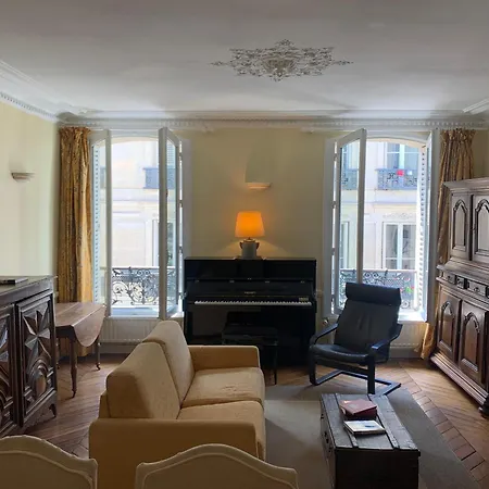 Chaleureux 3 Pieces Haussmanien Au Coeur Du Quartier Latin Apartment
